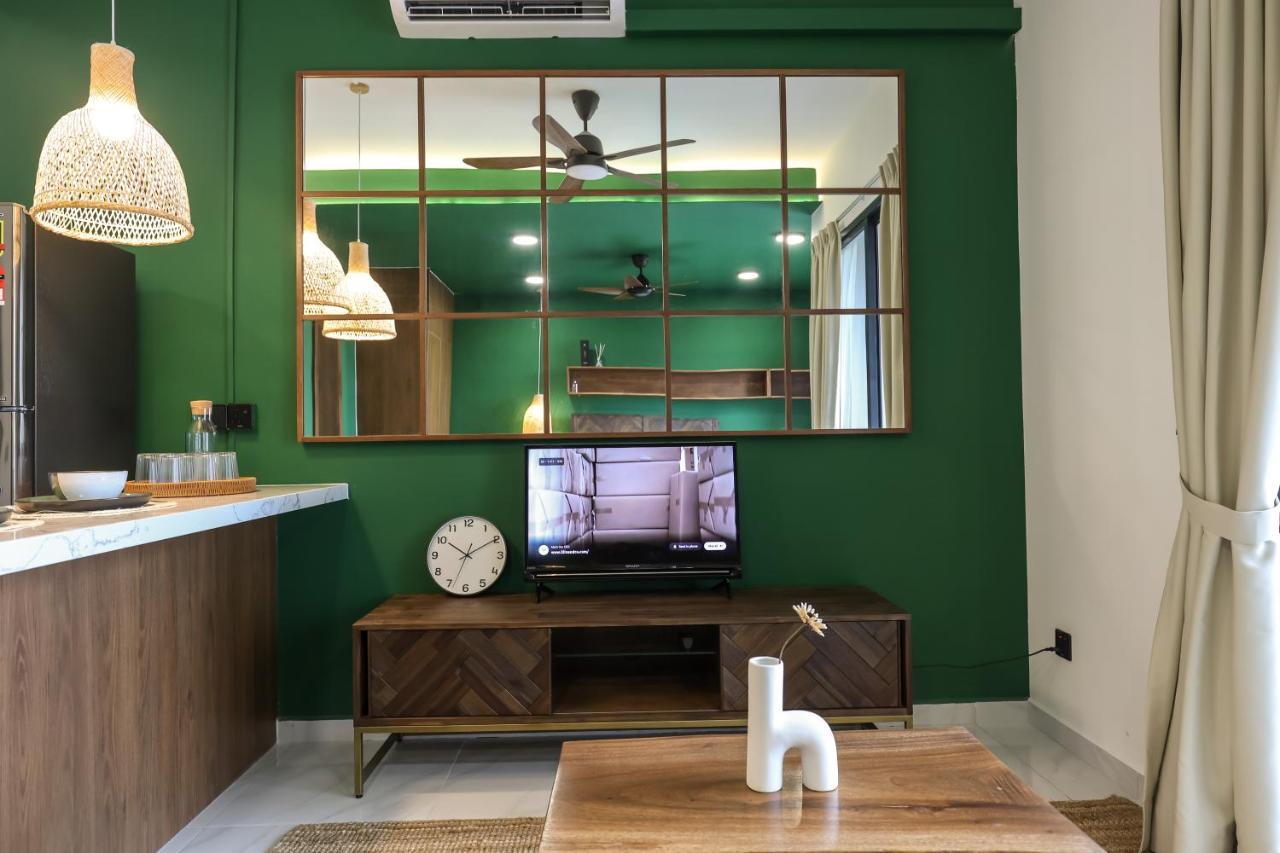 Peaceful Studio W Pool For 3 Pax - Seri Kembangan Luaran gambar